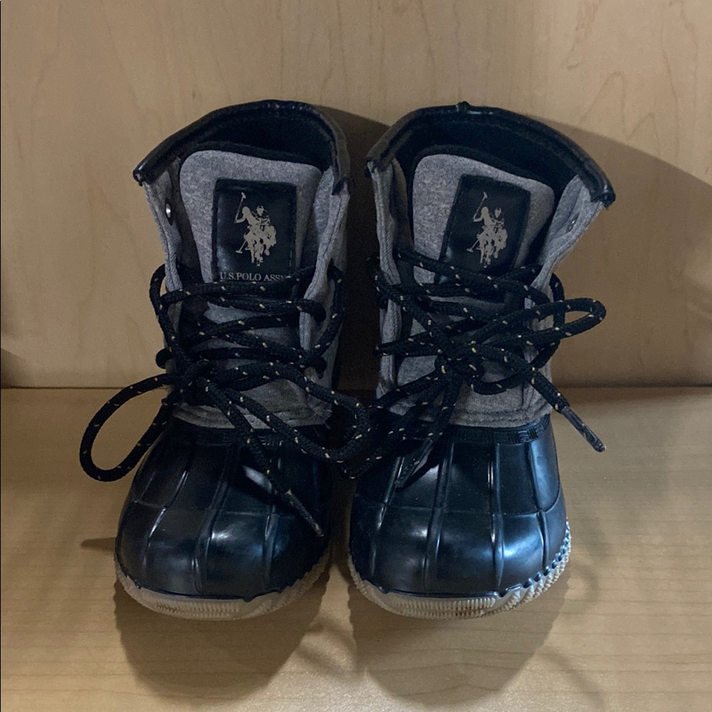 Size 12M U.S. Polo Assn. Black and Gray Boots Sleek Design